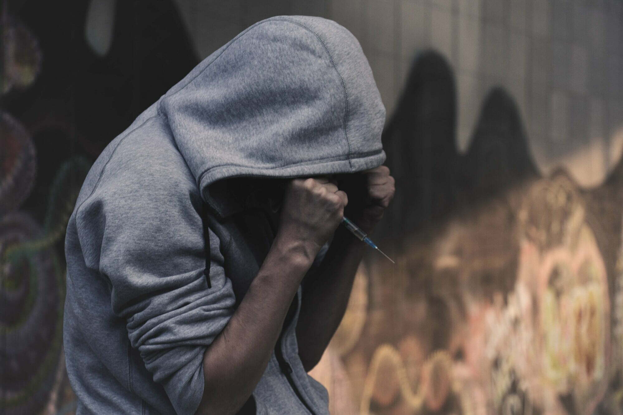 7 Warning Signs of Teen Drug Addiction